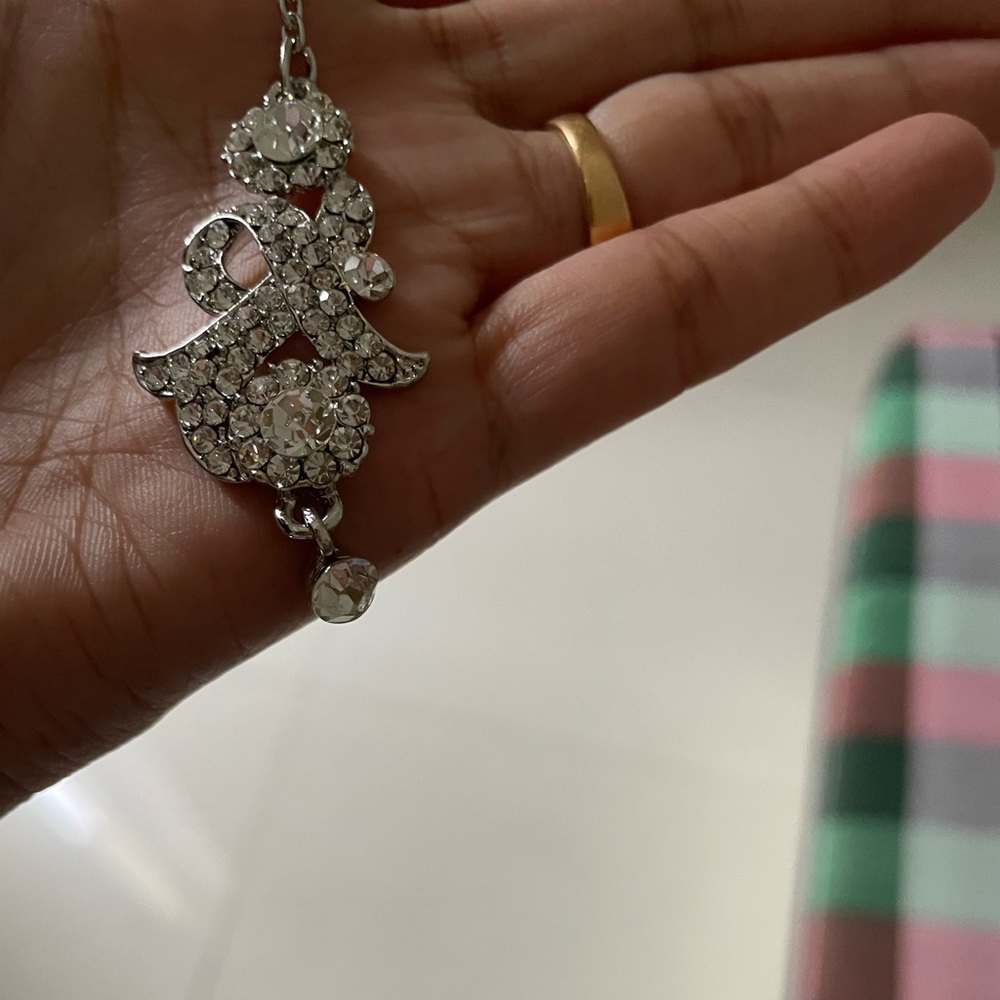 Artificial diamond full set with maang tika and earrings free size - Picture 2 of 5